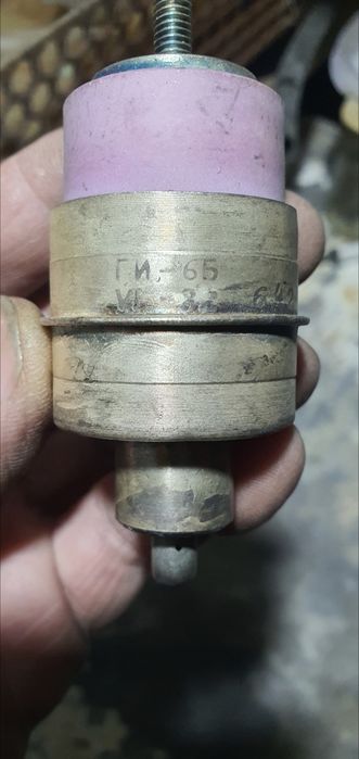 Радиолампа пентод ГК-71 ; ГИ-6Б