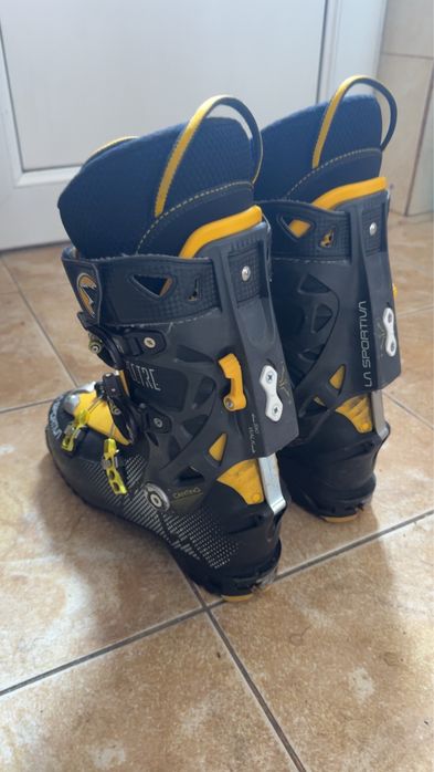 Clăpari ski tură La Sportiva (skimo) – stare bună