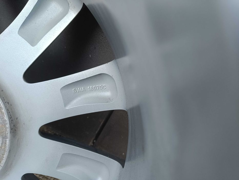 ОРИГИНАЛНИ джанти 18 ' цола 5x114,3 HONDA CR V / ХОНДА ЦР В 7J ET50