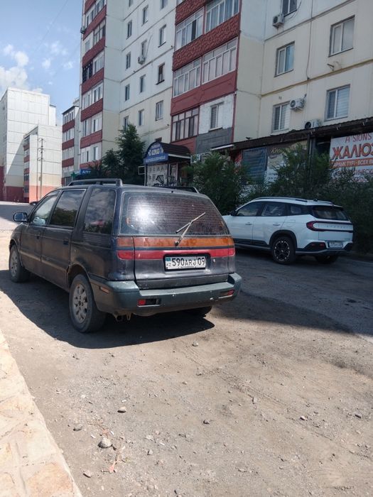 Продам митсубиси спейс вагон