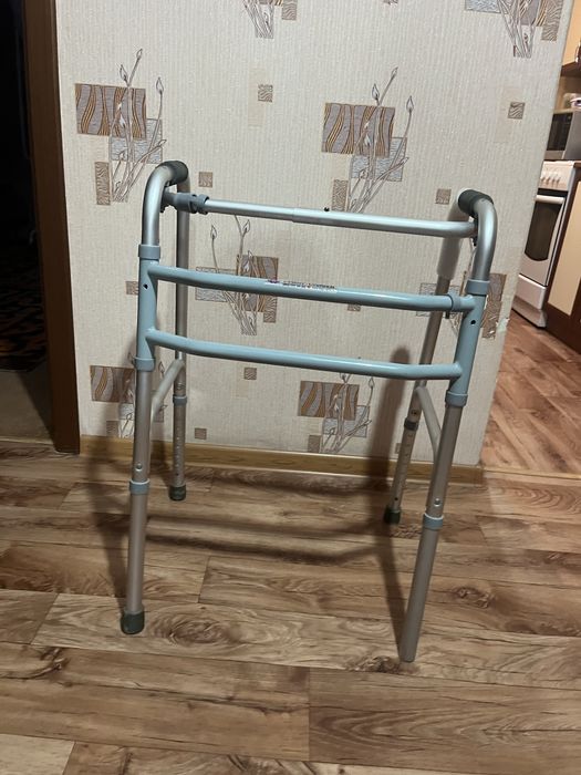 Продаются Ходунки