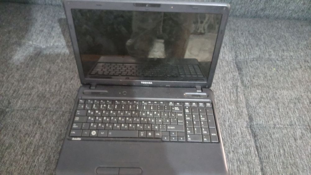 Toshiba Satellite C660. Работает