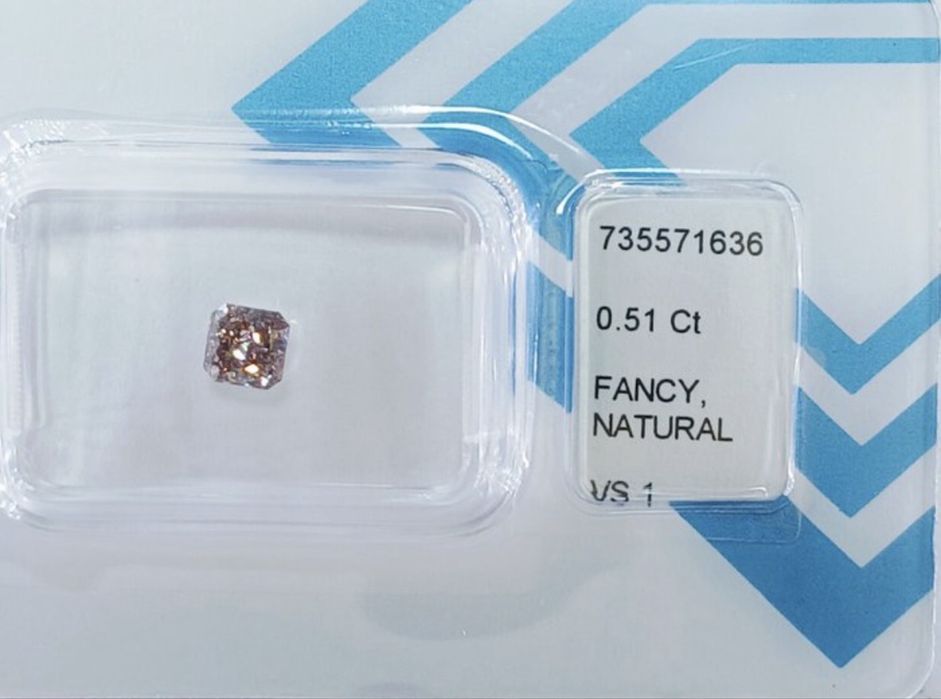 Инвестиционен Диамант  0,51 ct Розов  /Със Сертификат/Запечатан