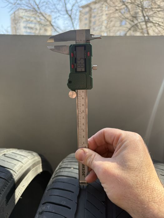 2бр. Michelin 255 35 19