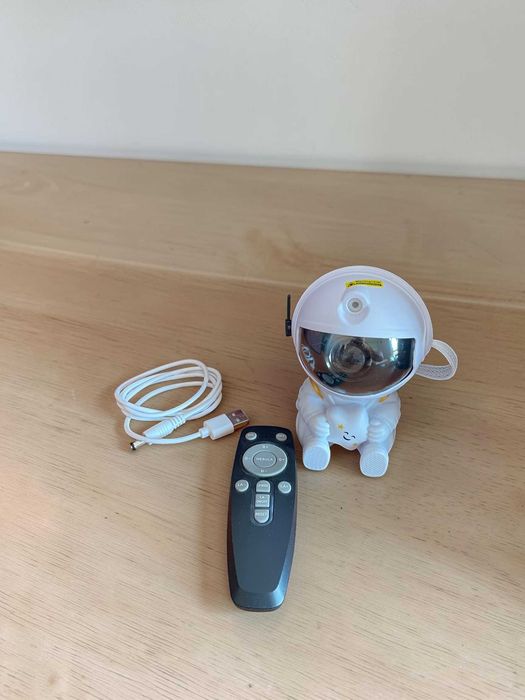 LED звездно небе лампа Astronaut