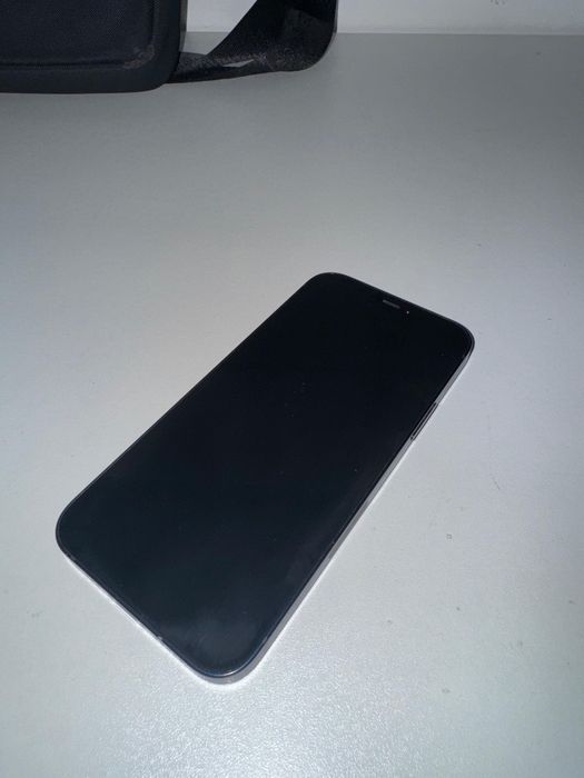 Айфон 12 128гб iphone