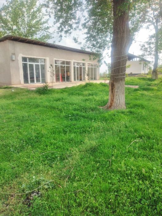 16 sotix yer magazin sotiladi