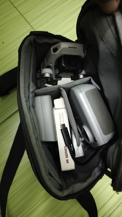 Drona Dji Mini 2 fly more combo