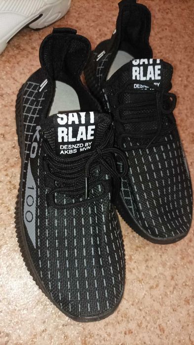 Кроссовки Мужские