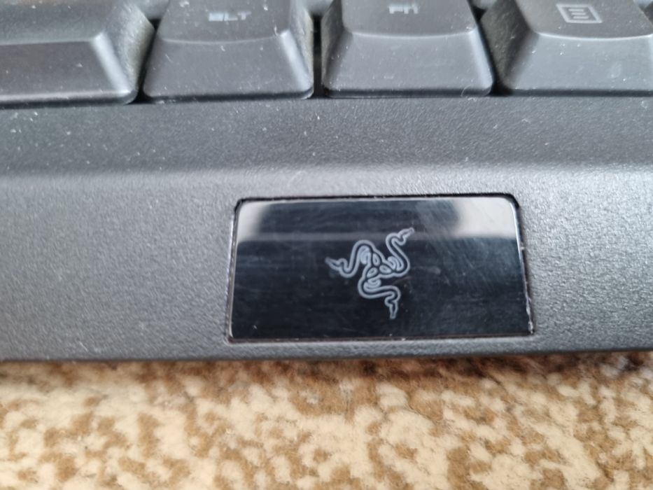 Клавиатура Raser черная