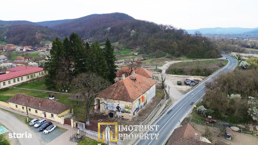 Castel istoric de vânzare în Conop | proprietatea lui Cicio Pop