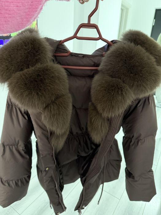 Geaca maro cu blana naturala