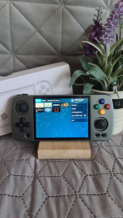 Anbernic Rg405 M нова