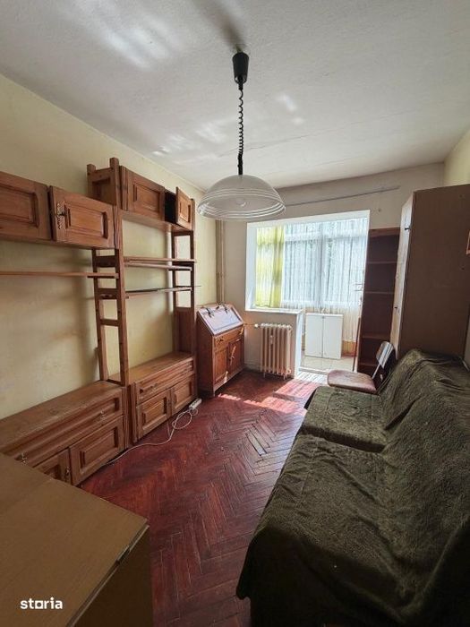 Apartament 3 camere + boxa, etaj intermediar, Radauti