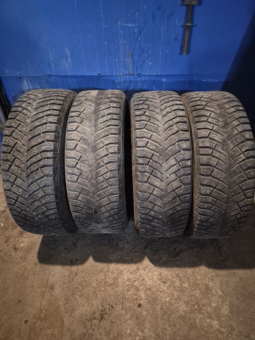 Продам резину 205/65/R16