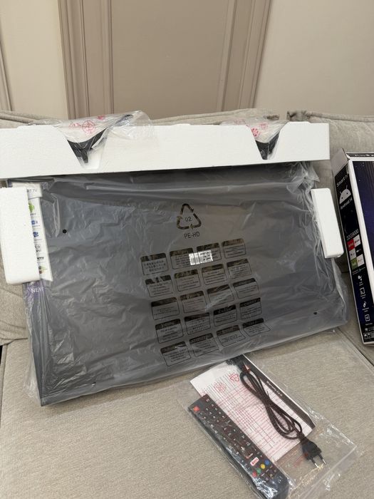 Телевизор SMART TV