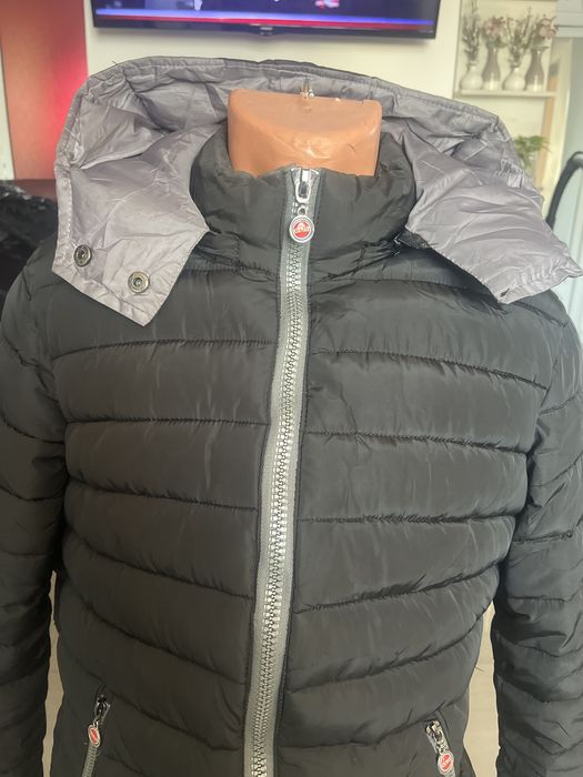 Vand haina COLMAR marimea M -L