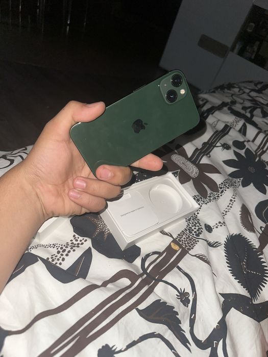 Iphone 13 in stare foarte buna