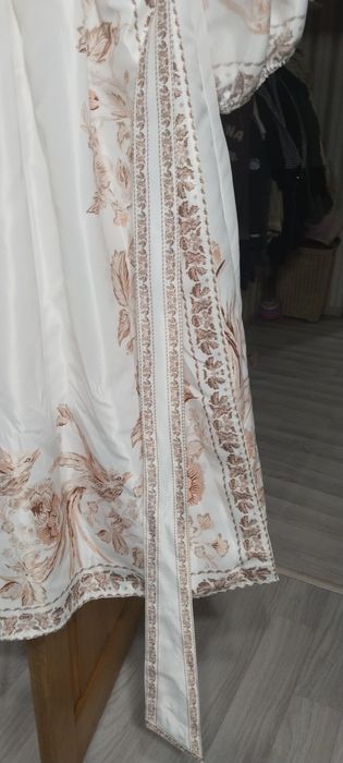 Платье нарядное р-р 46-48