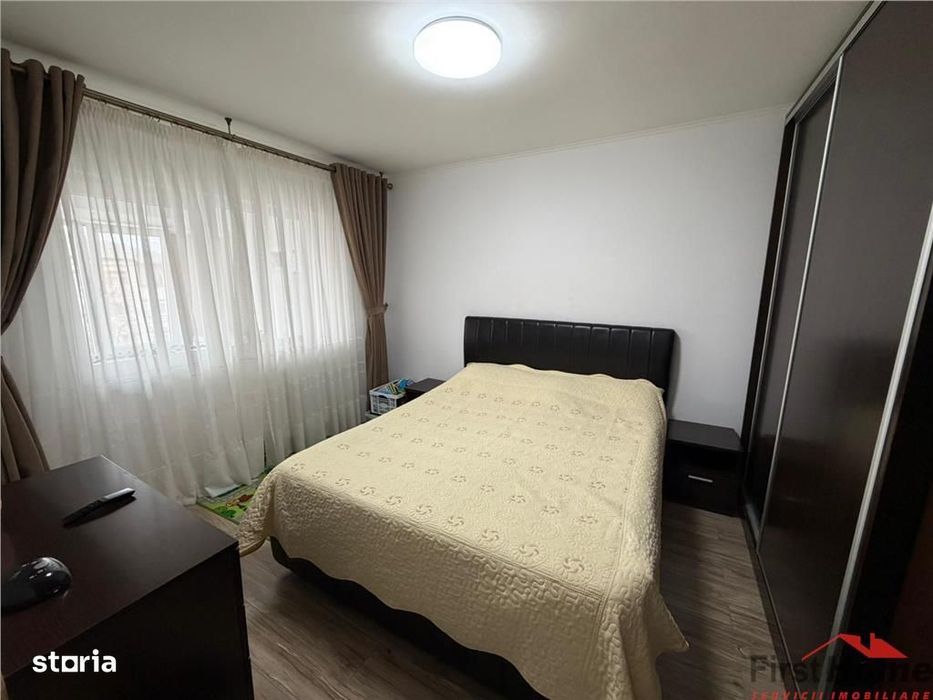 Apartament 2 camere, hol patrat, logie + balcon, mobilat si utilat