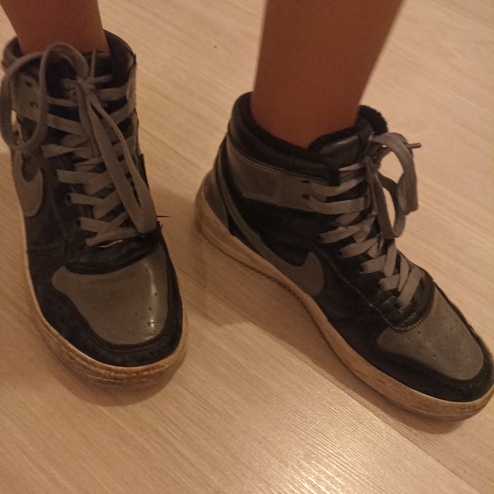 Джорданы серого цвета