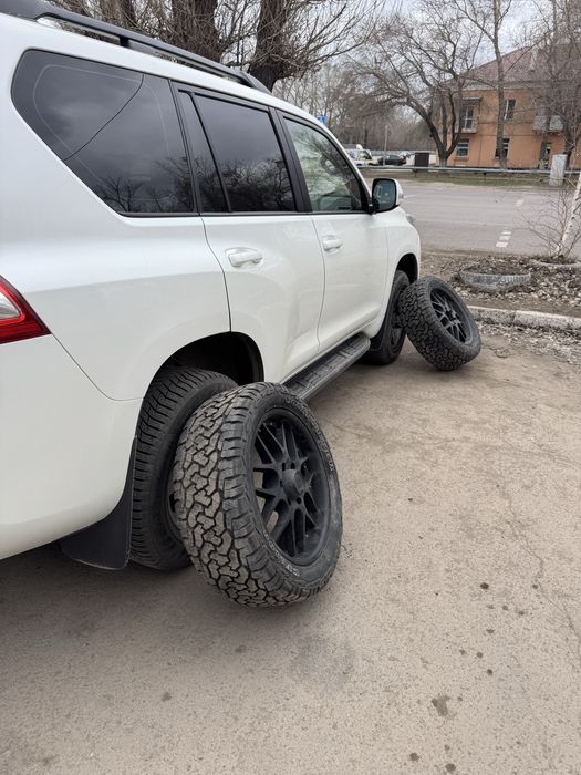 Диск с покрышкой комплект R20