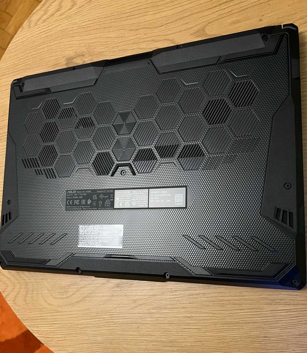 ПРОДАВАМ геймърски Asus TUF A15 FA506NFR