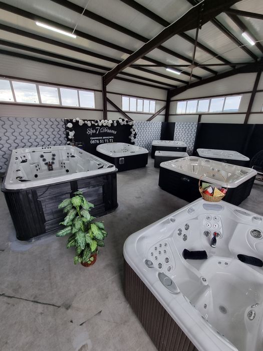 Градински джакузита от 3000 евро  доставка до Гърция