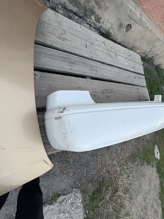 Капот от камри 40