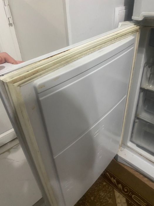 Холодильник б/у