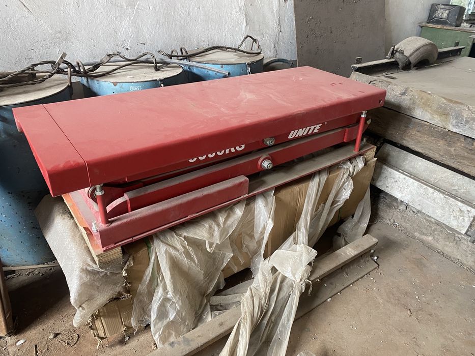 Подъёмник  для сто