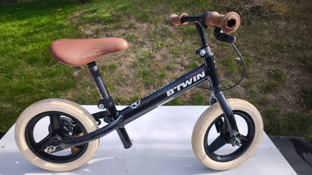 Bicicletă fără pedale Decathlon B'Twin Runride 520 Cruiser 10" – Stare excelentă