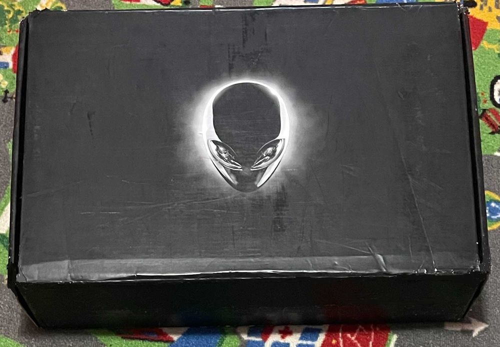 AlienWare 18 Gaming i7  /accept schimb/ 32 gb ram / ssd-3 Tb,