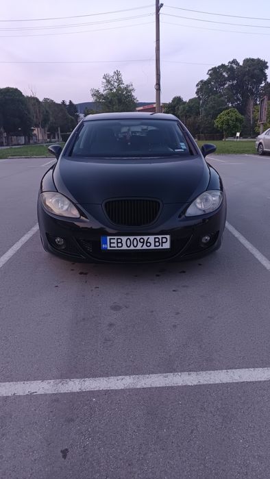 ПРОДАВА СЕ  Сеат ЛЕОН 1.6 бензин 105к.с.