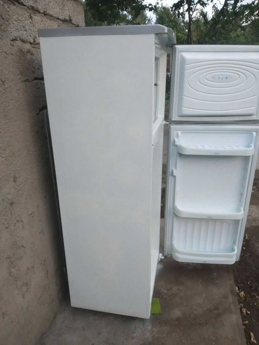 Продается холодильник срочно!