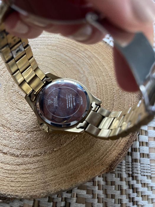 Ceas Guess auriu