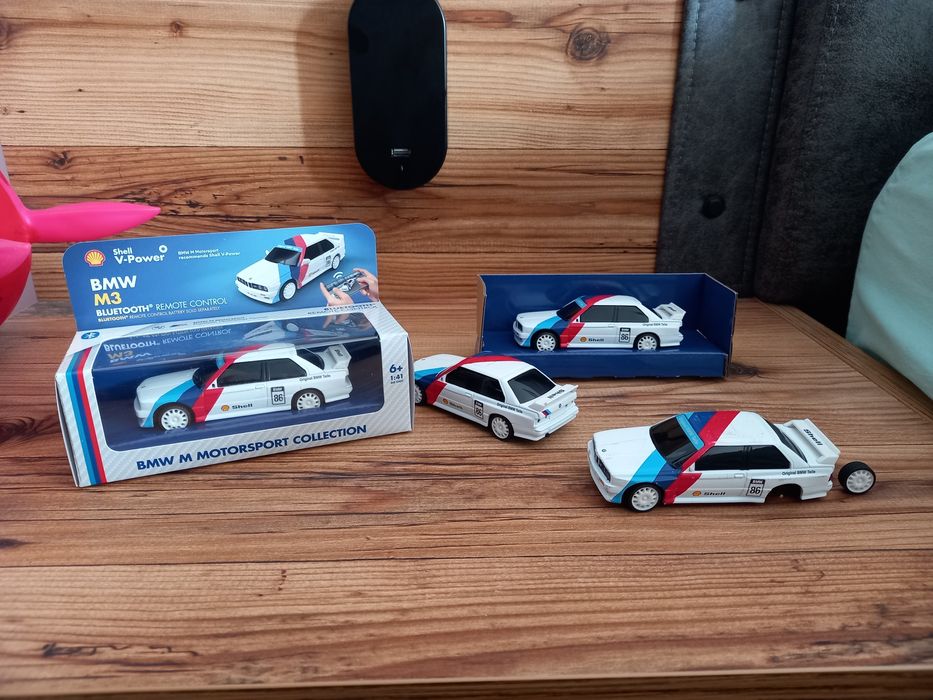 BMW  М3 колички, Шел колекция и тротинетки ферари (Ferrari)