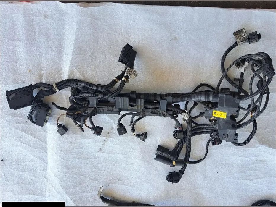 Cablaj modul senzor motor instalatie electrica dreapta  bmw Instalatie electrica cablaj injectoare bmw F10 F06 F12 F13 M5 M6 S63