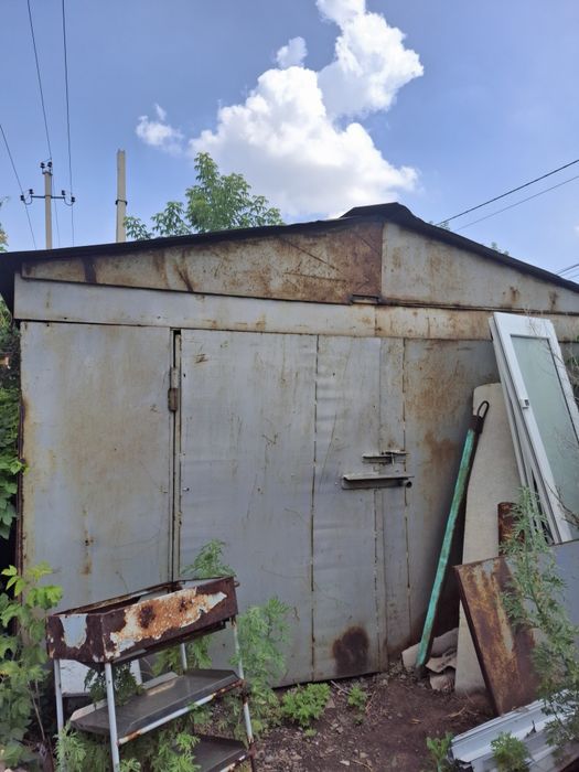 Продажа железного гаража