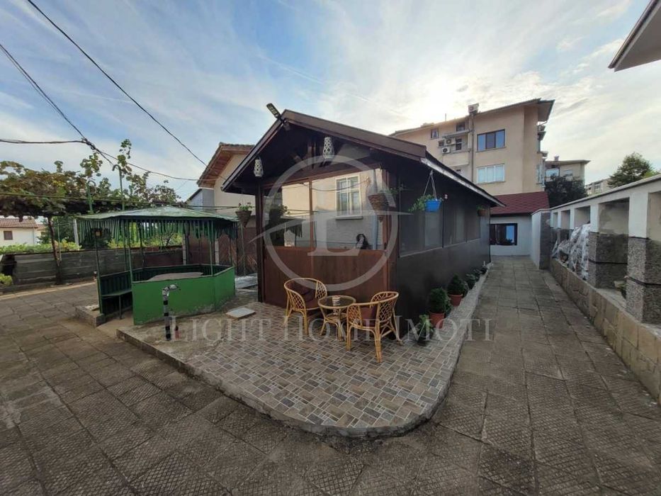 Продава се Етаж от къща в Карлово - 220 кв.м за 1000 €/кв.м - Снимка #19