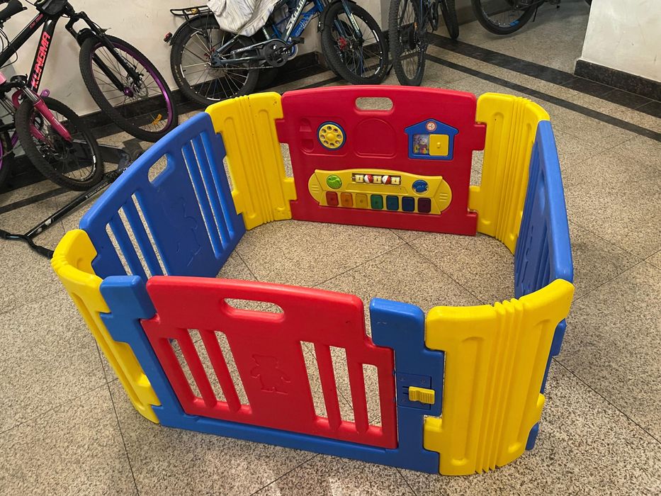 Детский манеж в идеальном состояний