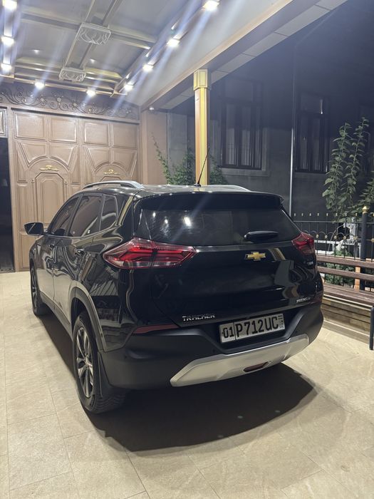 tracker 2024 premier
