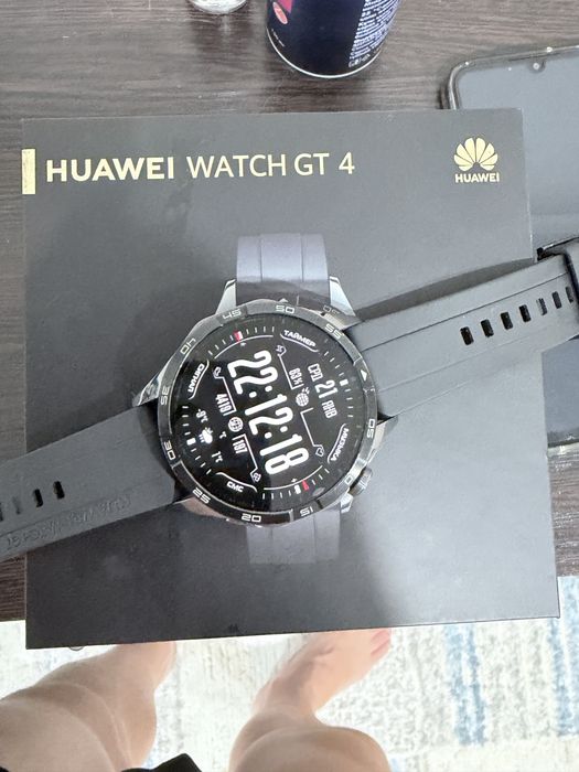 Продам смарт часы Huawei gt-4
