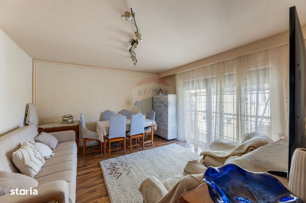 Apartament cu 3 camere de închiriat în zona Podgoria — fotografia 1