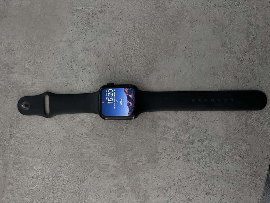Apple watch SE 44мм