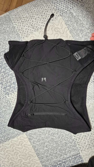 Жилетка за вода/тичане/хидратираща жилетка/hydrating vest