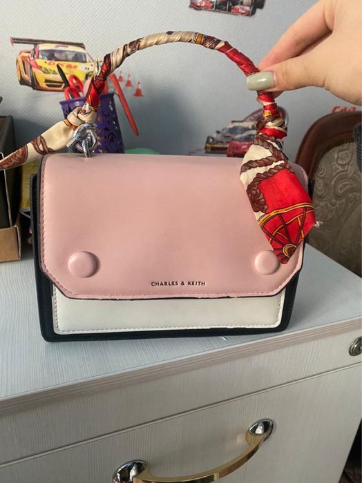 Женские сумки