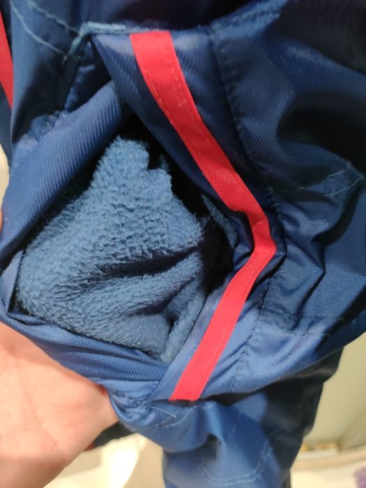 Продавам дебела зимна парка на Испания