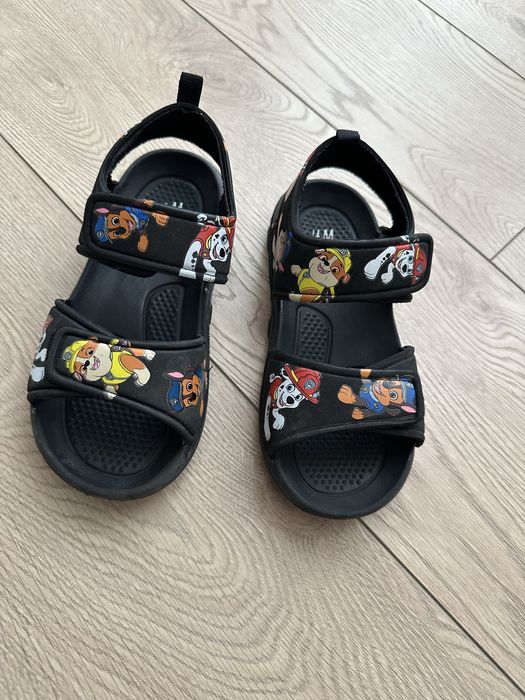 Босоножки на мальчика