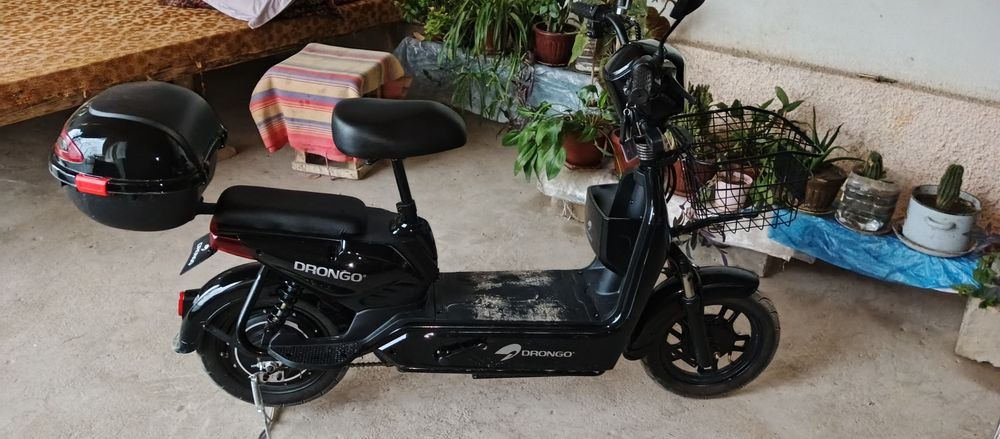 Скутер Drongo сотилади